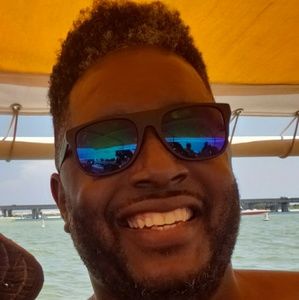 Meet your Posher, Ian